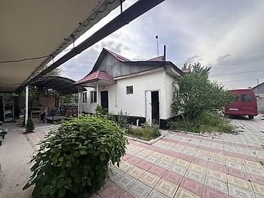 продаю дом ак ордо 1: Продаётся дом в районе Ак-Босого с бизнесом 🏡 Цена: 125 000$ Уютный — 1
