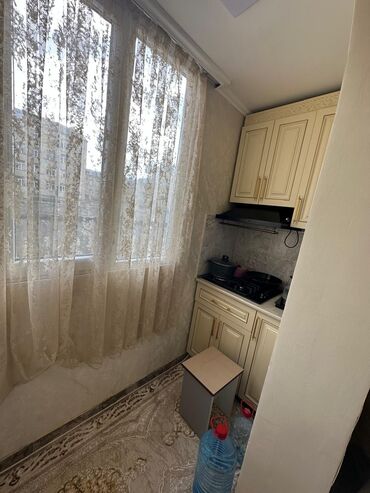 Köhnə tikili: Gəncə, 1 otaqlı, Köhnə tikili, 30 kv. m — 5