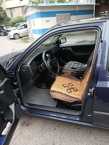 golf b4: Volkswagen Golf: 1992 г., 1.6 л, Механика, Бензин, Хэтчбэк — 7