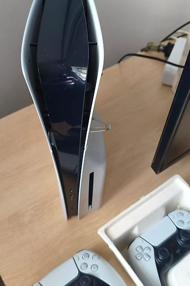ps5 oyun diskləri: PlayStation 5 (Diskli versiya) – DualSense 2 ədəd Xüsusiyyətlər: - — 2