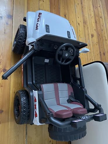 Uşaq üçün elektrik maşınları: Uşaqlar üçün elektrikli miniatür jip maşını - Korpus: ağ rəngdə — 3