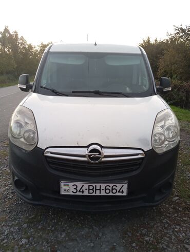 disk alemi: Opel Combo yük furgonu - Korpus: ağ rəngli, 2 arxa qoşa qapı, sürüşən