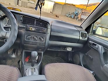 Volkswagen Vento: 1996 г., 1.5 л, Автомат, Бензин, Седан at lalafo.kg Volkswagen Vento: 1996 г., 1.5 л, Автомат, Бензин, Седан