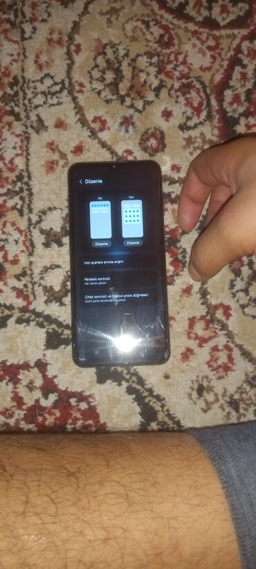 Qazanlar: Samsung Galaxy A32, rəng - Qara