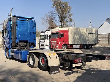 uni 260b: Тягач, Volvo, 2020 г. — 7