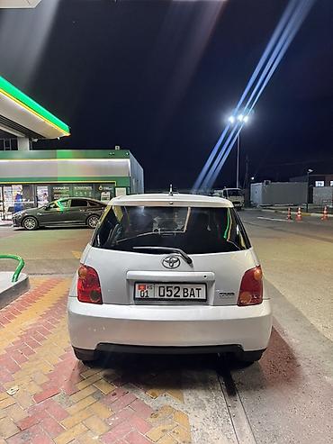 Транспорт: Toyota Ist: 2004 г., 1.3 л, Автомат, Бензин, Хэтчбэк — 5
