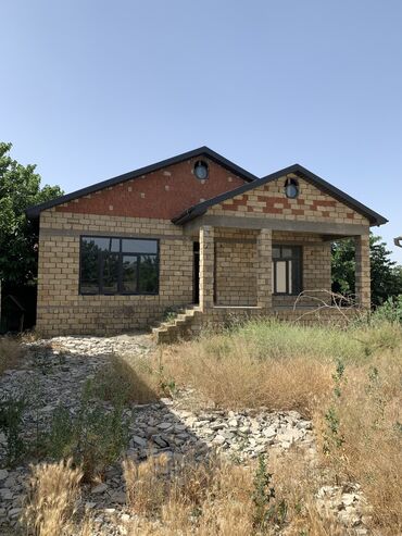 Bağ evlərinin satışı: Saray, 158 kv. m, 3 otaqlı, Hovuzsuz, Qaz, Kanalizasiya, Telefon