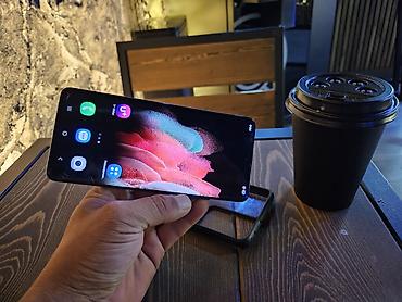galaxy tab e: Samsung Galaxy S21 Ultra, Б/у, 256 ГБ, цвет - Черный, 1 SIM, eSIM — 8