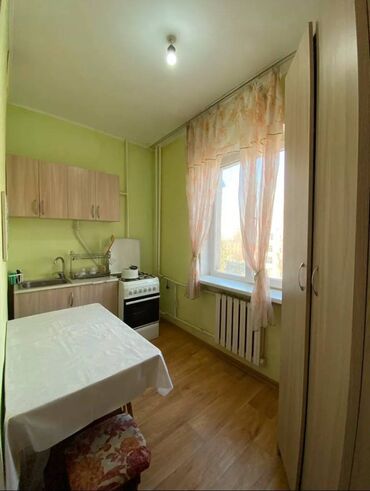 продаю пункт замены масла: 1 комната, 34 м², 105 серия, 7 этаж, Косметический ремонт