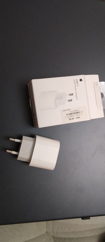 telefon 20 manat: Adapter Apple, 20 Vt, İşlənmiş