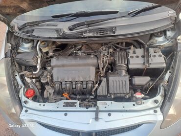 Honda: Honda Fit: 2004 г., 1.3 л, Автомат, Бензин, Хэтчбэк — 6