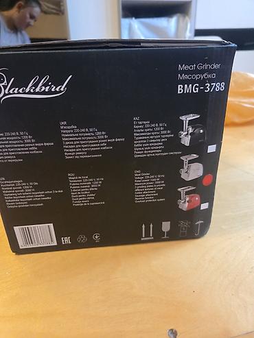1200: Blackbird BMG-3788 ətçəkən hec islenmeyib hediye verilib. bizede — 4