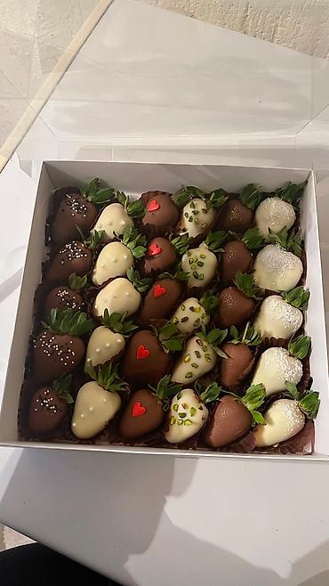 Кондитерские изделия, сладости: Клубника в шоколаде, по самой низкой цене по городу. Сочная клубника в — 1