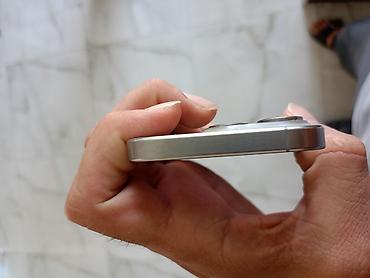 Apple iPhone: IPhone 15 Pro, 128 GB, Natural Titanium, Barmaq izi, Face ID — 5