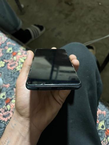 pubg elceyi: Xiaomi 256 GB, rəng - Qara, 
 İki sim kartlı — 2