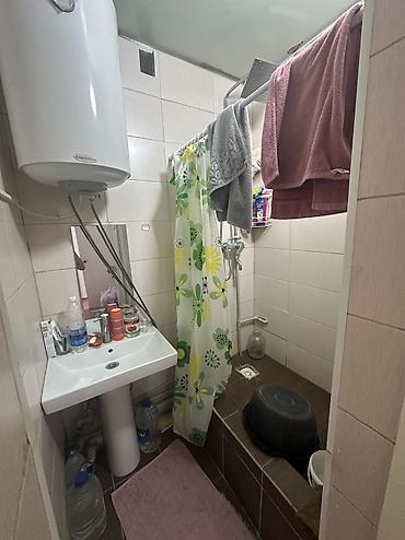 гостиничного типа квартира: 2 комнаты, 50 м², Хрущевка, 2 этаж, Старый ремонт — 8