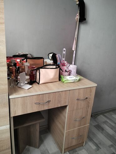 Tuflilər: Hündür dabanlı qadın tufliləri – platformalı, stilet tipli daban — 8