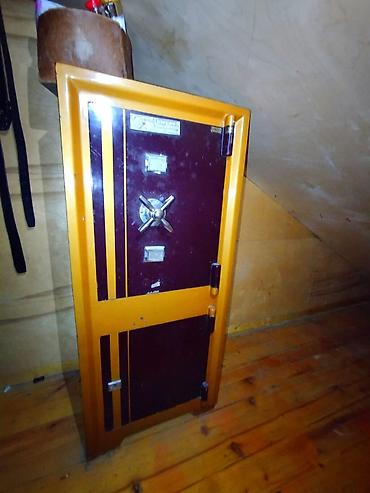 Digər biznes avadanlığı: *SEVA XİRDALAN* ODA DAyanıqli seyf satılır. Hundurluk 120sm enin50sm — 1
