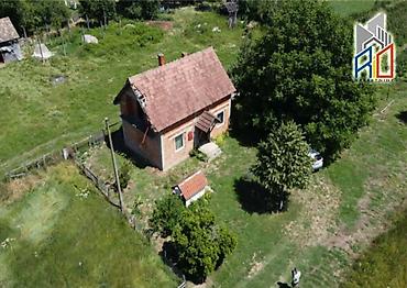 seoske kuce mrcajevci: Na prodaju kuća u Crvenoj Jabuci kod Uba površine 100m2 površina placa — 3