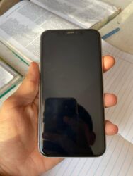 Apple iPhone: IPhone 11, Б/у, 128 ГБ, Белый, Защитное стекло, Зарядное устройство, Чехол, 81 % — 2