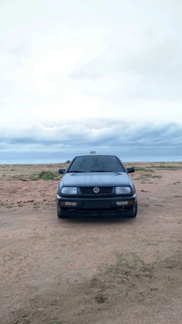 матиз газ бензин: Volkswagen Vento: 1992 г., 1.8 л, Механика, Бензин, Седан