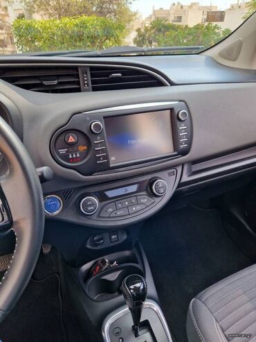 Toyota: Toyota Yaris: 1.5 l. | 2018 έ. Χάτσμπακ — 13
