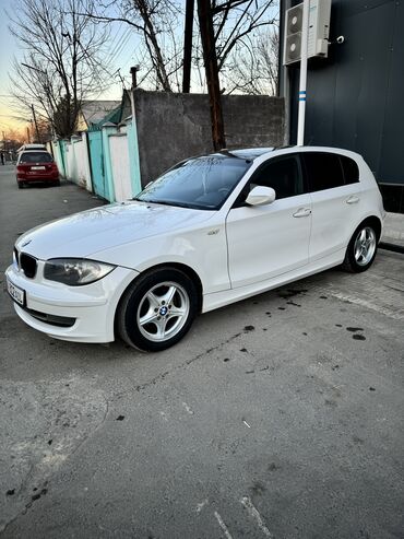 продажа автомобилей бмв: BMW 1 series: 2011 г., 1.6 л, Автомат, Бензин, Хэтчбэк