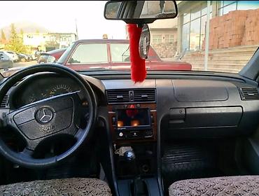 mercedes s class 220: Mercedes-Benz C 180: 1.8 l | 1995 il Sedan — 5