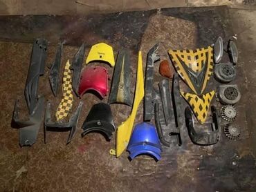 Yan və salon güzgüləri: Şəkillərdə bəzi detalların üzərində qiymətlər göstərilib (10 m, 15 m