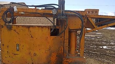 Другое оборудование для производства стройматериалов: Гидравлический вибропресс-станок для производства бетонных блоков — 8