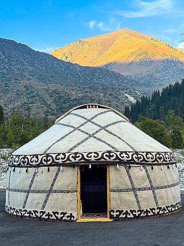 Аренда юрт: Аренда юрты, Каркас Деревянный, 85 баш, Самовар, Стол, Стулья — 9