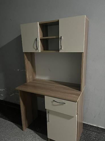 Sifarişlə ev mebeli: Düz masa, Polkalı, Siyirməli, Teksturalı laminat — 1