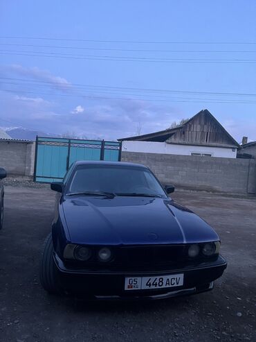 bmw m5 рождение легенды: BMW 5 series: 1995 г., 2 л, Механика, Бензин, Седан