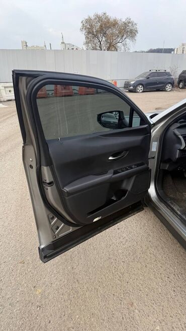 Lexus: Lexus : 2021 г., 2 л, Автомат, Гибрид, Кроссовер — 13