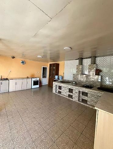 Долгосрочная аренда домов: Сдается в аренду!!! Просторный частный дом с большим двором и летней — 2