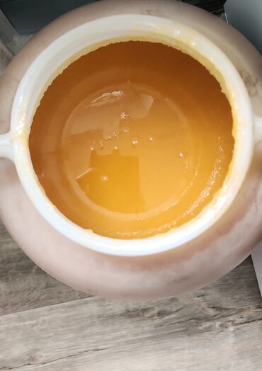 оптовые цены на напитки: Продаю натуральный мёд 🍯 За 1 литр-600 сом 🔥 За 2 литра-1200 сом🔥 Для