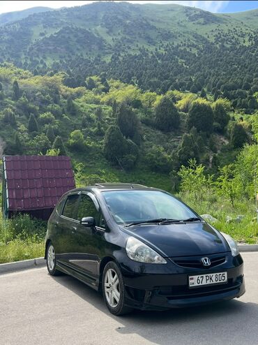 Honda: Honda Fit: 2004 г., 1.5 л, Вариатор, Бензин, Хэтчбэк