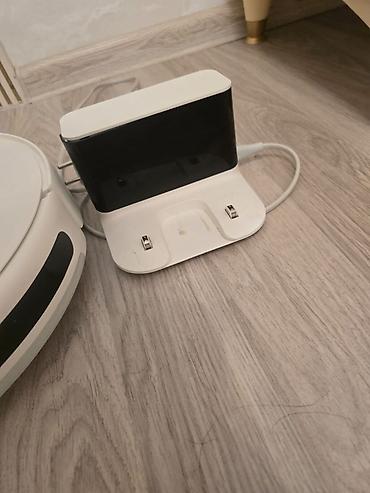 pec satilir: Robot tozsoran satılır. Ağ rəngli silmeyinde problem var amma — 4