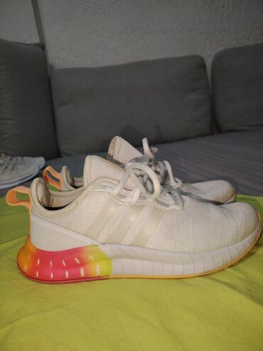 crvene patike: Adidas, 37, color - White