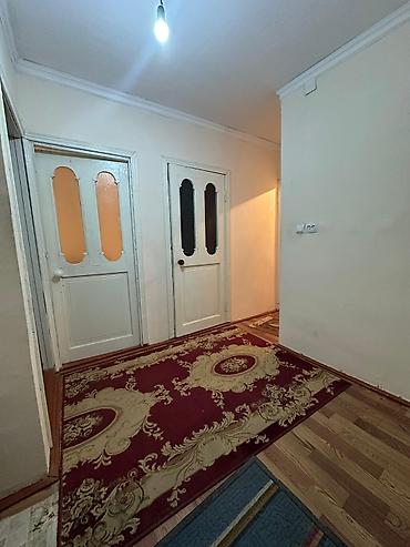 Продажа комнат: Сдаю квартиру в городе Манас, мкр Кугарт. Профсоюзная 9 26 квартира в — 1