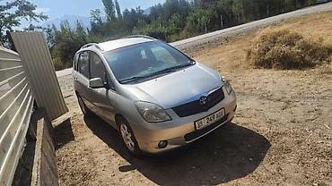 215 65 16 с: Toyota Corolla Verso: 2001 г., 1.6 л, Механика, Бензин, Минивэн — 2