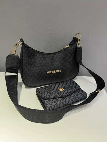 Torbe: ✅Torbe replike - Više modela: kompaktnа crossbody torba sa prednjim — 10