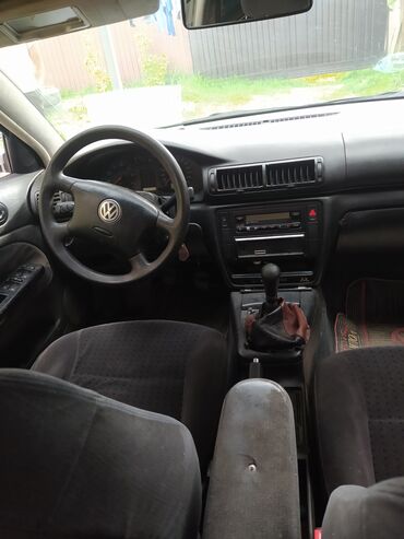 volkswagen passat b4 седан: Volkswagen Passat: 1998 г., 2.3 л, Механика, Бензин, Седан