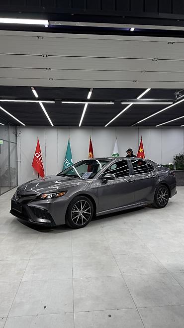 arizzo 8: Toyota Camry: 2021 г., 2.5 л, Автомат, Бензин, Седан — 2