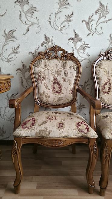 Мебель: Klassik üslubda açılıb‑bağlanan stol - Material: massiv ağac və təbii — 7