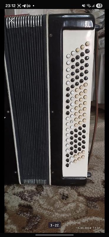 Гитары: Гитара гитары есть еще скрипка 1/8 и аккордеон барабанная установка — 29