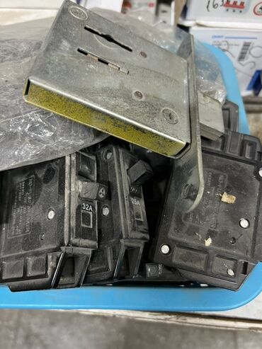 автомат срочно: AZ - Automate, Single-phase, Чыңалуу: 32 ампер