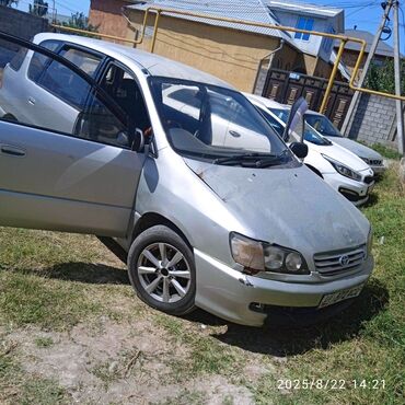 аато в рассрочку: Toyota Ipsum: 1996 г., 2 л, Автомат, Бензин, Минивэн