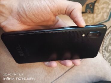 mi adapter: Xiaomi Mi A2, 32 GB, rəng - Qara, 
 Sensor