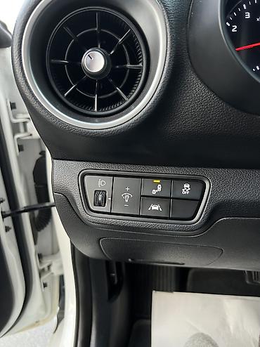 Kia: Kia K3: 2020 г., 1.6 л, Автомат, Бензин, Седан at lalafo.kg — 16 Kia: Kia K3: 2020 г., 1.6 л, Автомат, Бензин, Седан — 16